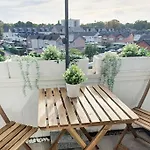 Modernes Und Ruhiges Mit Loggia