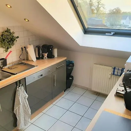 Modernes Und Ruhiges Mit Loggia