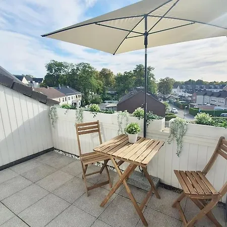 Modernes Und Ruhiges Mit Loggia 公寓 *