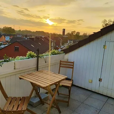 Modernes Und Ruhiges Mit Loggia *