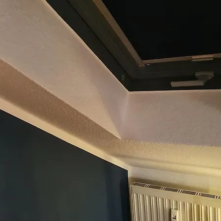 Modernes Und Ruhiges Mit Loggia