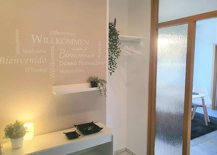 Modernes Und Ruhiges Mit Loggia *